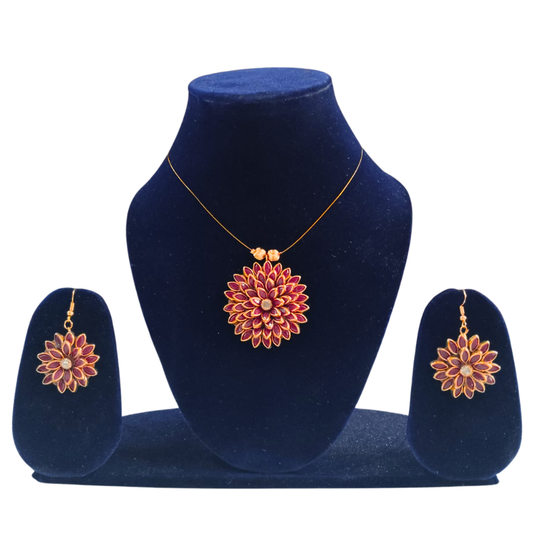 Invisible Maroon Chain Set With Earrings