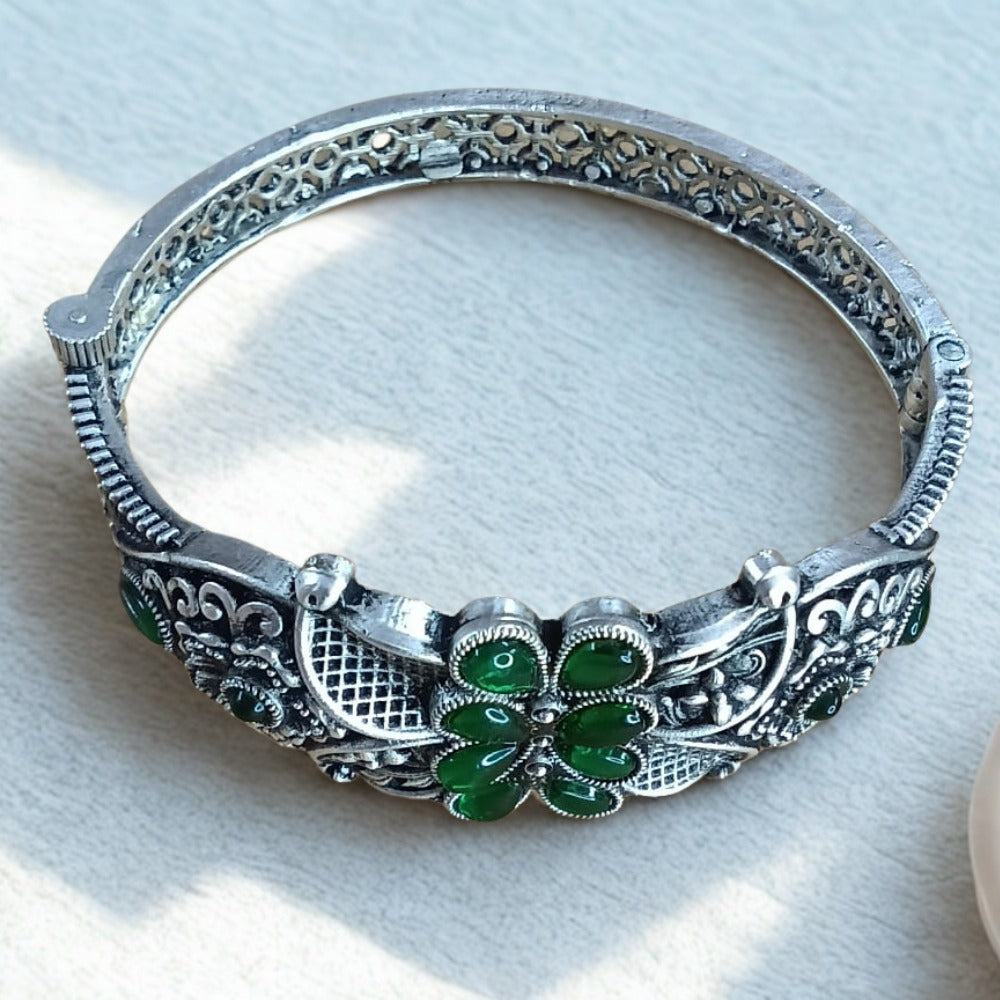 Victorian Women Bracelet