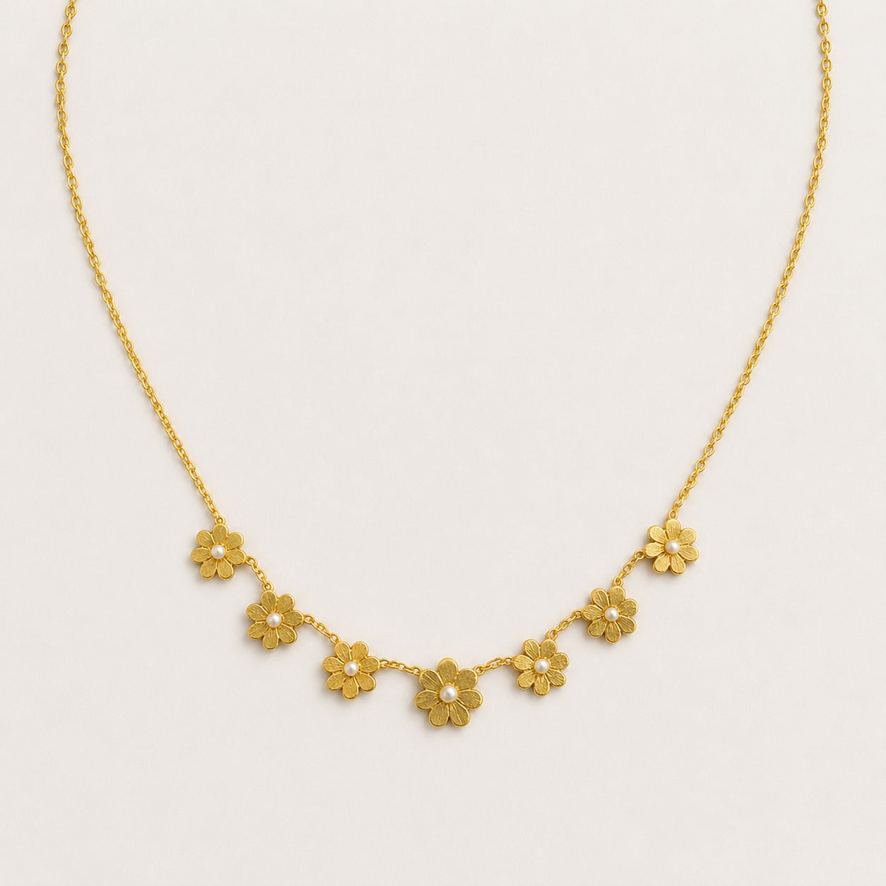 Daisy Flower Necklace